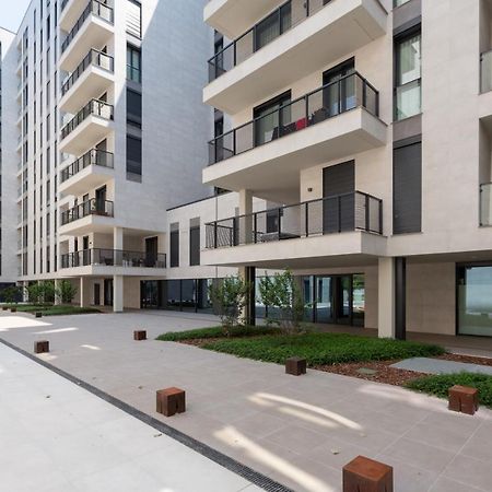 Апартаменты Cozy Flat With Parking Милан Экстерьер фото